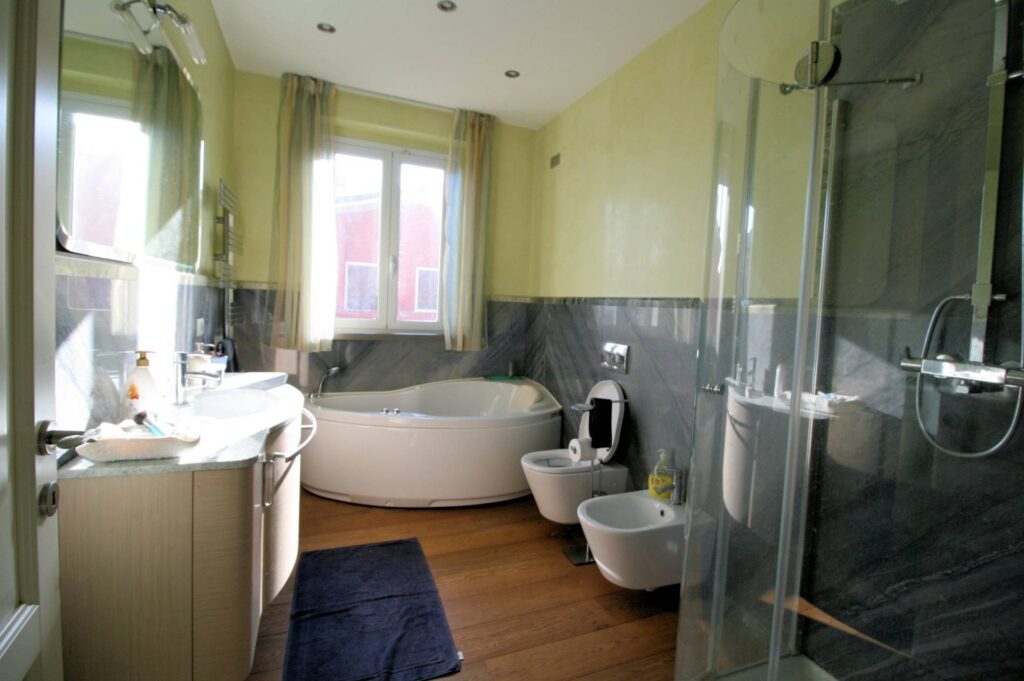 1589-Villetta singola con giardino-Montecarlo-25 Agenzia Immobiliare ASIP