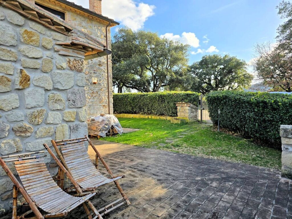 1591-Casale con ampio giardino e vista panoramica-Roccastrada-13 Agenzia Immobiliare ASIP