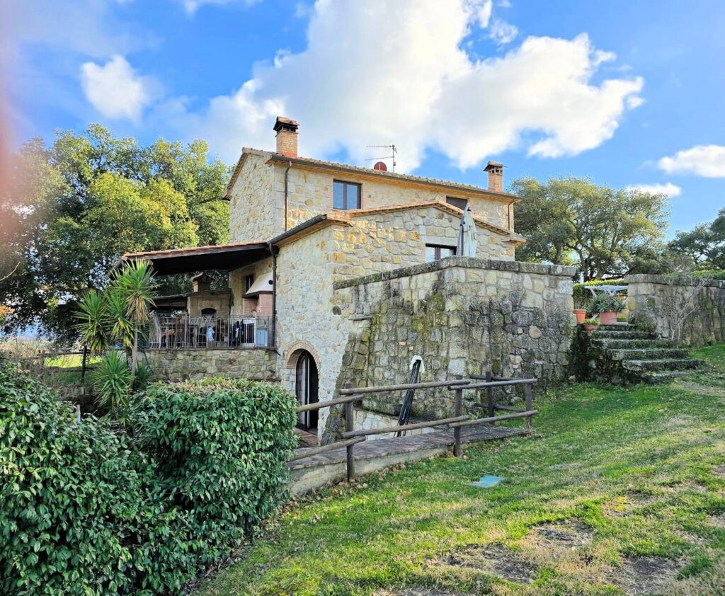 1591-Casale con ampio giardino e vista panoramica-Roccastrada-3 Agenzia Immobiliare ASIP