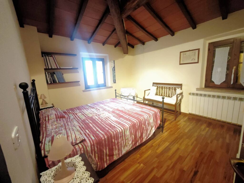 1220-Appartamento sito in complesso con piscina condominiale-Montaione-5 Agenzia Immobiliare ASIP