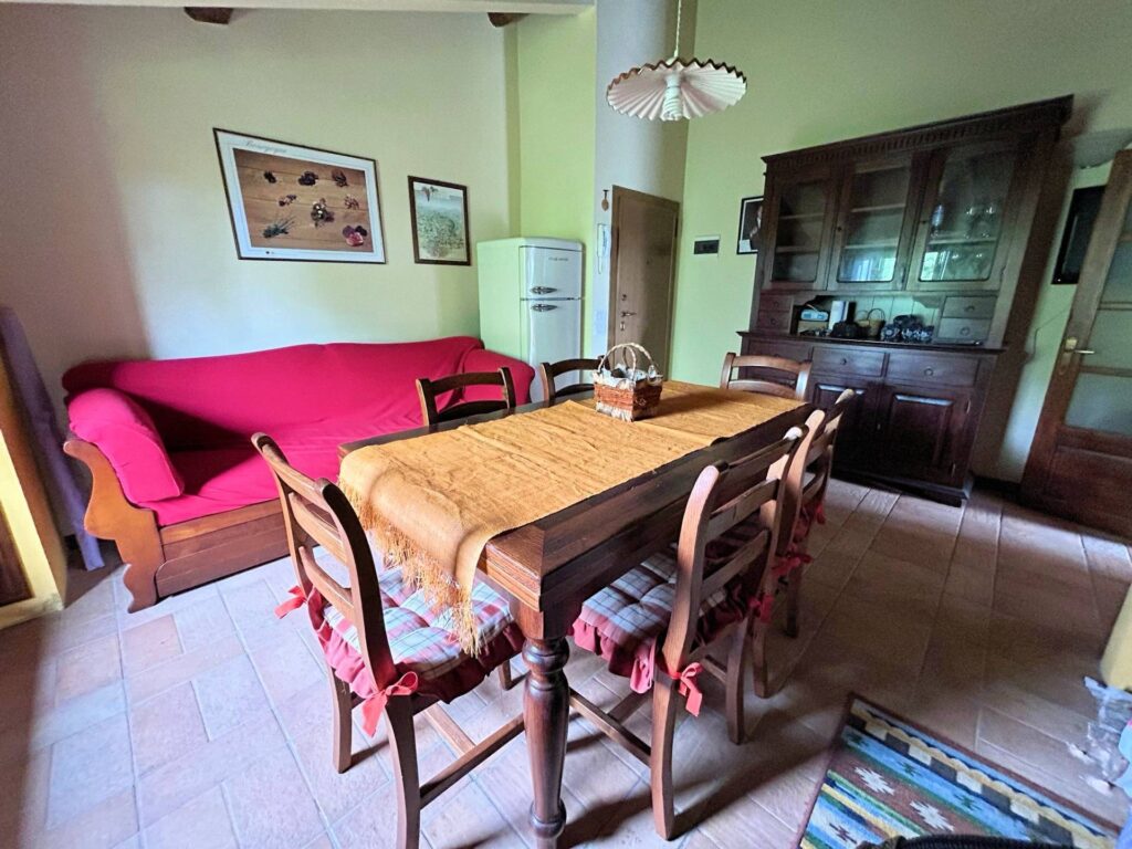 1220-Appartamento sito in complesso con piscina condominiale-Montaione-3 Agenzia Immobiliare ASIP
