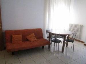 1600-Appartamento al piano terzo con ascensore in zona centrale-Pistoia-1 Agenzia Immobiliare ASIP