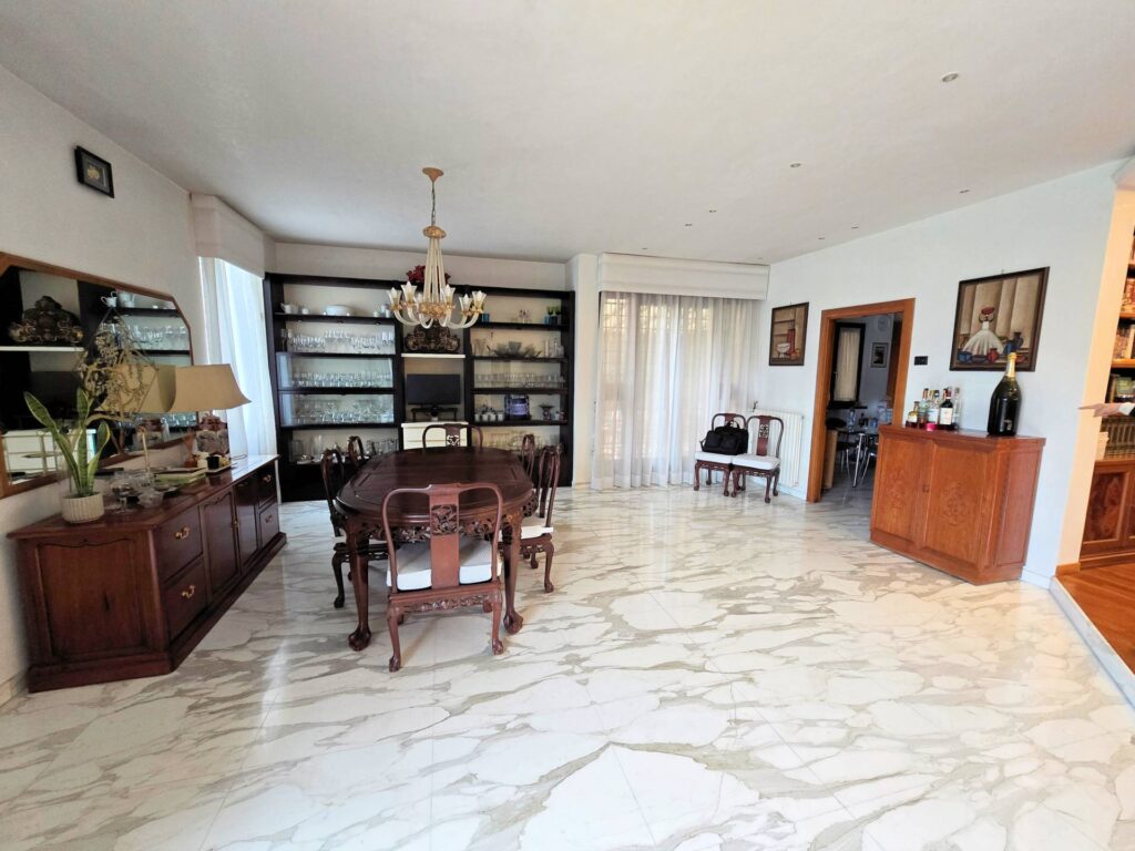 1603-Villa di pregio con ottime rifiniture in comoda zona residenziale-Pieve a Nievole-6 Agenzia Immobiliare ASIP