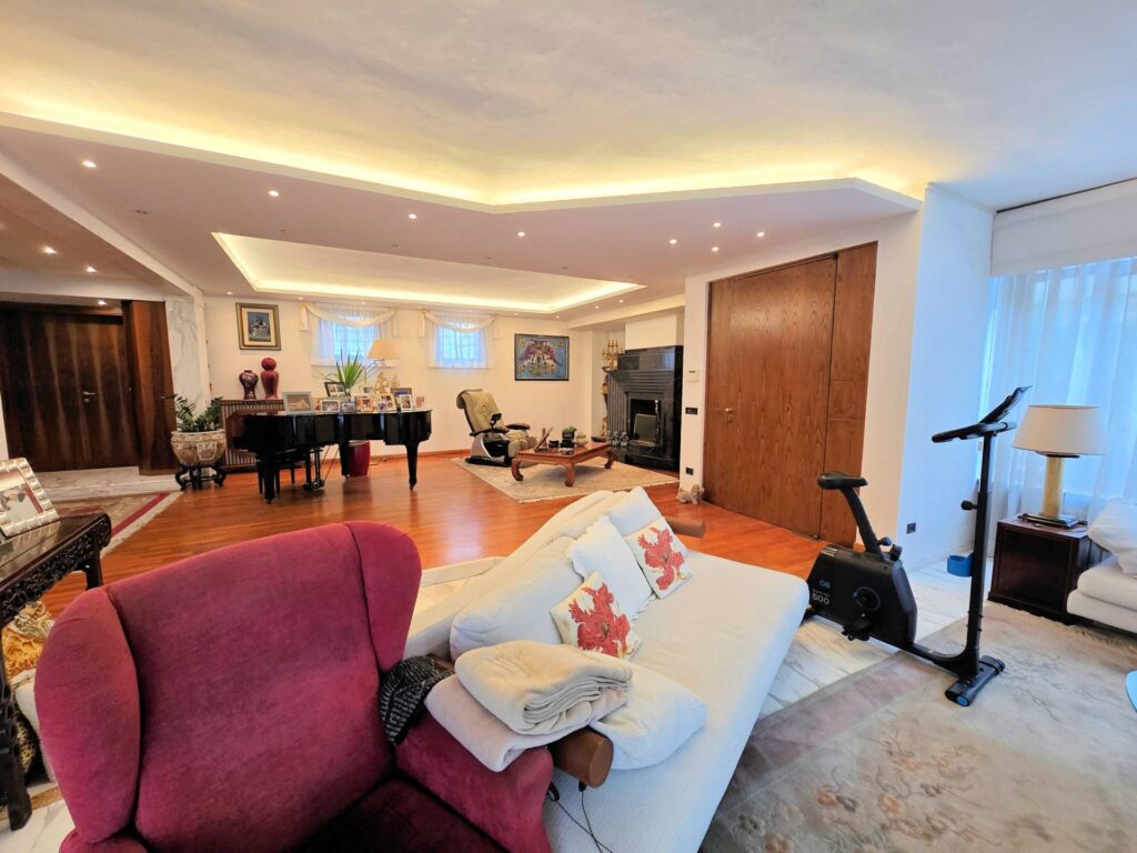 1603-Villa di pregio con ottime rifiniture in comoda zona residenziale-Pieve a Nievole-12 Agenzia Immobiliare ASIP