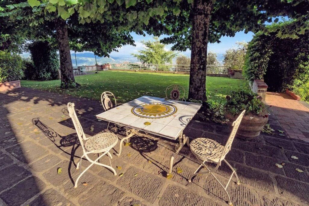 1582-Villa in stile rustico Toscano con parco e suggestiva vista panoramica-Montecatini-Terme-5 Agenzia Immobiliare ASIP