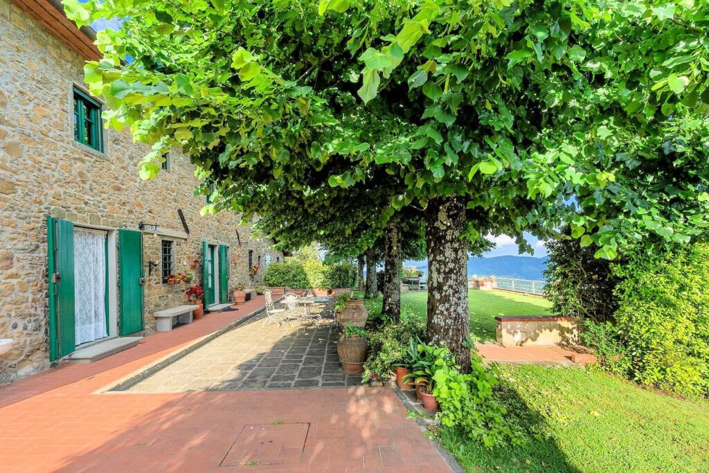 1582-Villa in stile rustico Toscano con parco e suggestiva vista panoramica-Montecatini-Terme-8 Agenzia Immobiliare ASIP