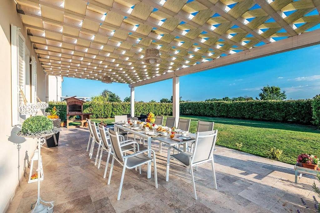 1609-Stupenda villa con ogni confort con ampio giardino e piscina utilizzata come attivita' di casa vacanze-Monsummano Terme-6 Agenzia Immobiliare ASIP