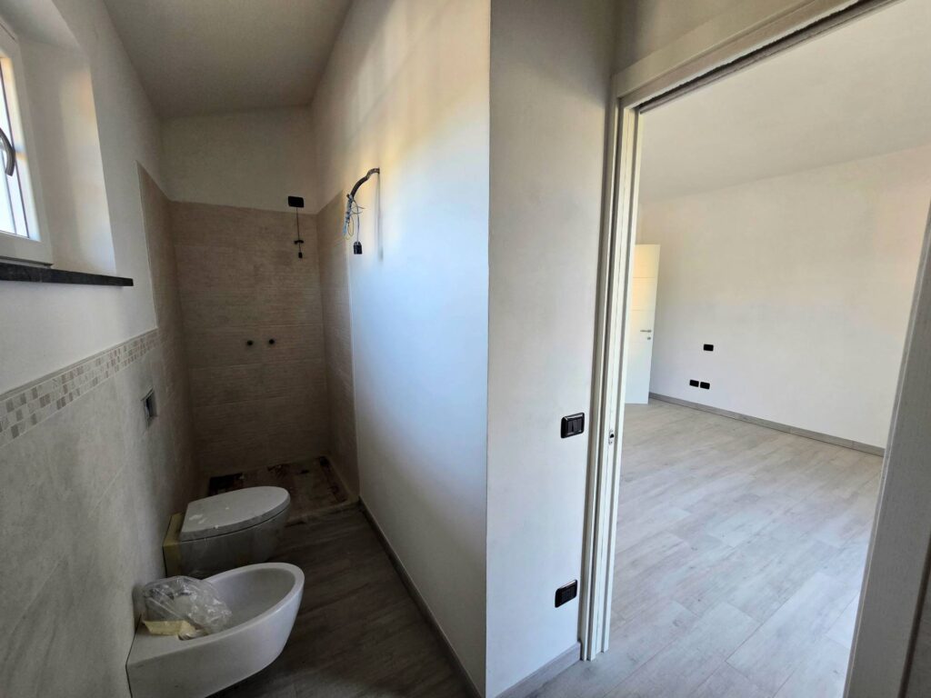 1618-Villa unifamiliare di nuova costruzione con ampio giardino-Capannori-29 Agenzia Immobiliare ASIP