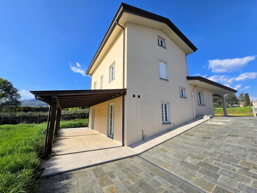 1618-Villa unifamiliare di nuova costruzione con ampio giardino-Capannori-3 Agenzia Immobiliare ASIP