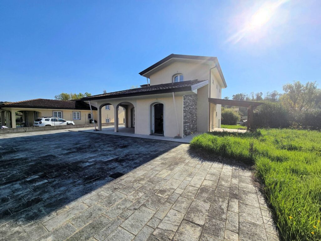 1618-Villa unifamiliare di nuova costruzione con ampio giardino-Capannori-7 Agenzia Immobiliare ASIP