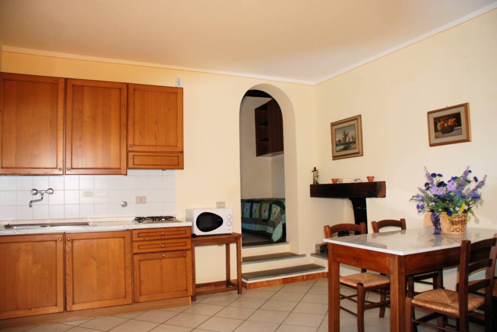 1622-Casa vacanze con piscina e vista panoramica mozzafiato-Lamporecchio-14 Agenzia Immobiliare ASIP