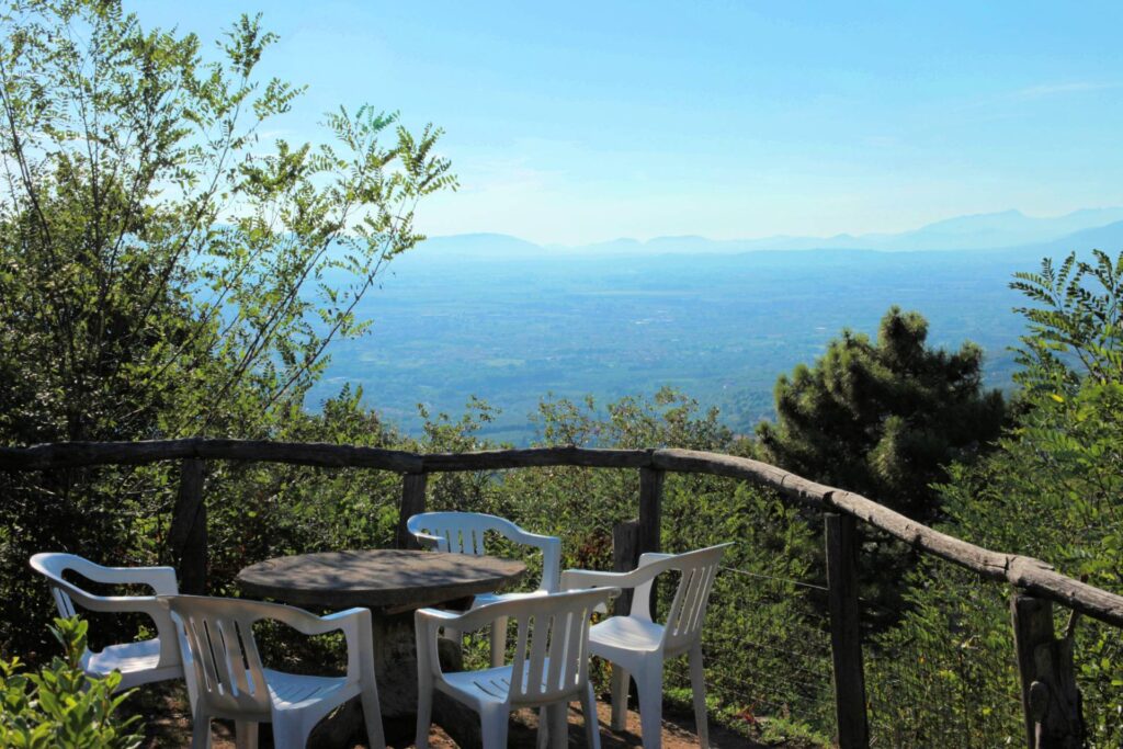 1622-Casa vacanze con piscina e vista panoramica mozzafiato-Lamporecchio-2 Agenzia Immobiliare ASIP