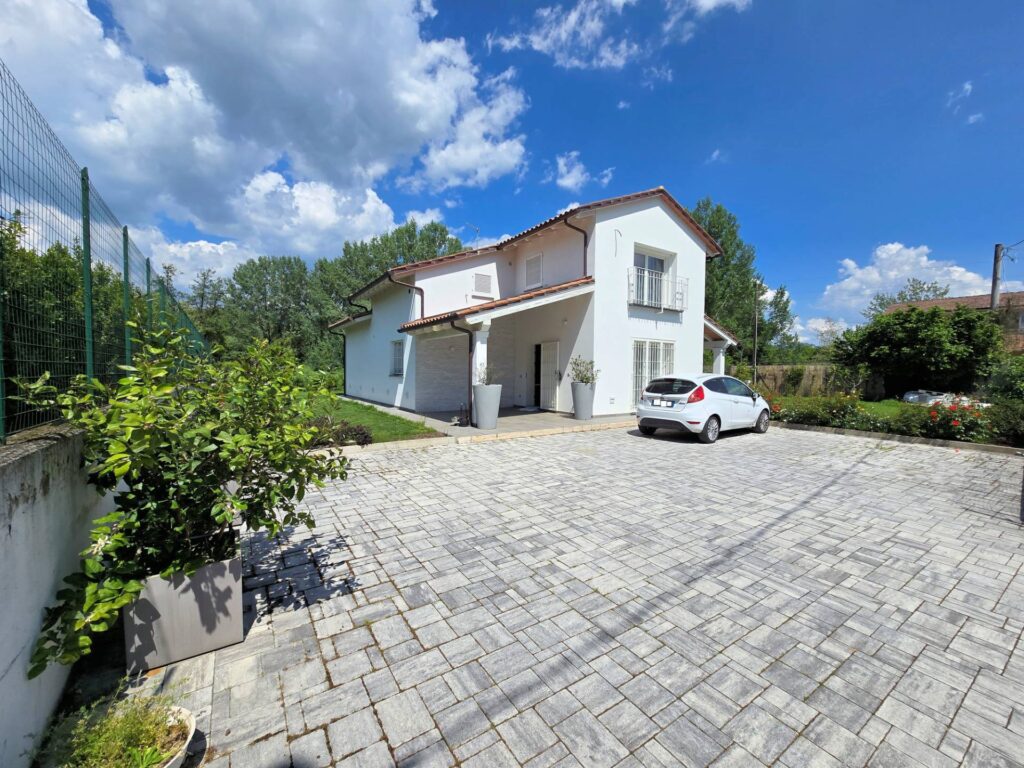 1624-Villa con giardino di recente costruzione in classe nergetica A/4-Buggiano-2 Agenzia Immobiliare ASIP