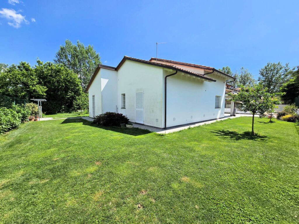 1624-Villa con giardino di recente costruzione in classe nergetica A/4-Buggiano-5 Agenzia Immobiliare ASIP