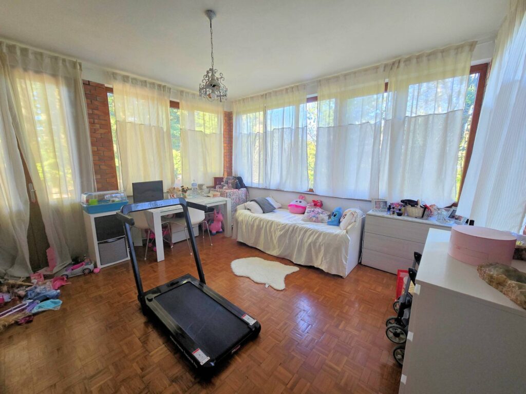 1625-Villa con ampio giardino-Marliana-11 Agenzia Immobiliare ASIP