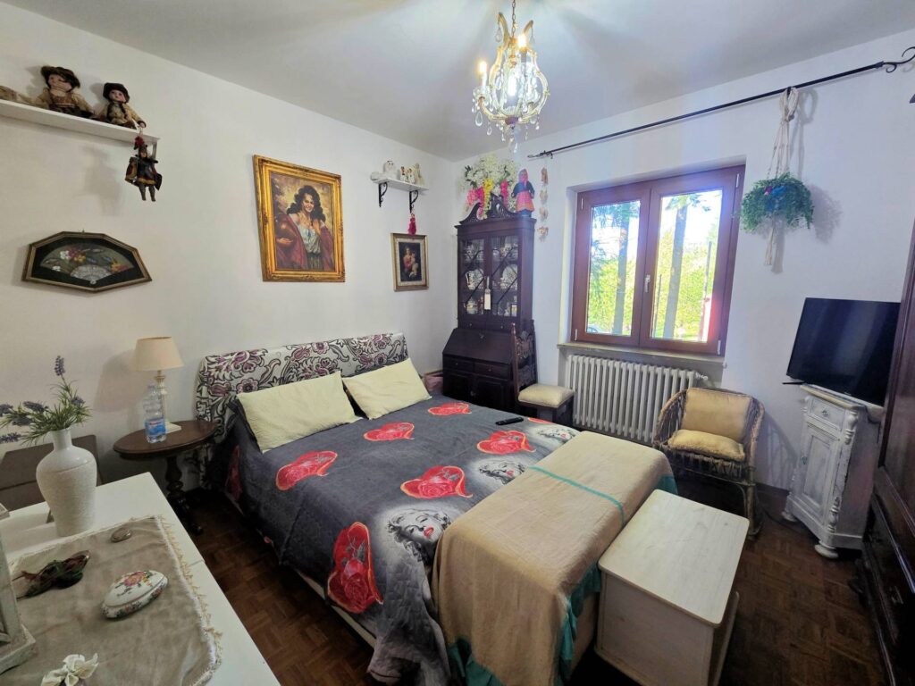 1625-Villa con ampio giardino-Marliana-16 Agenzia Immobiliare ASIP