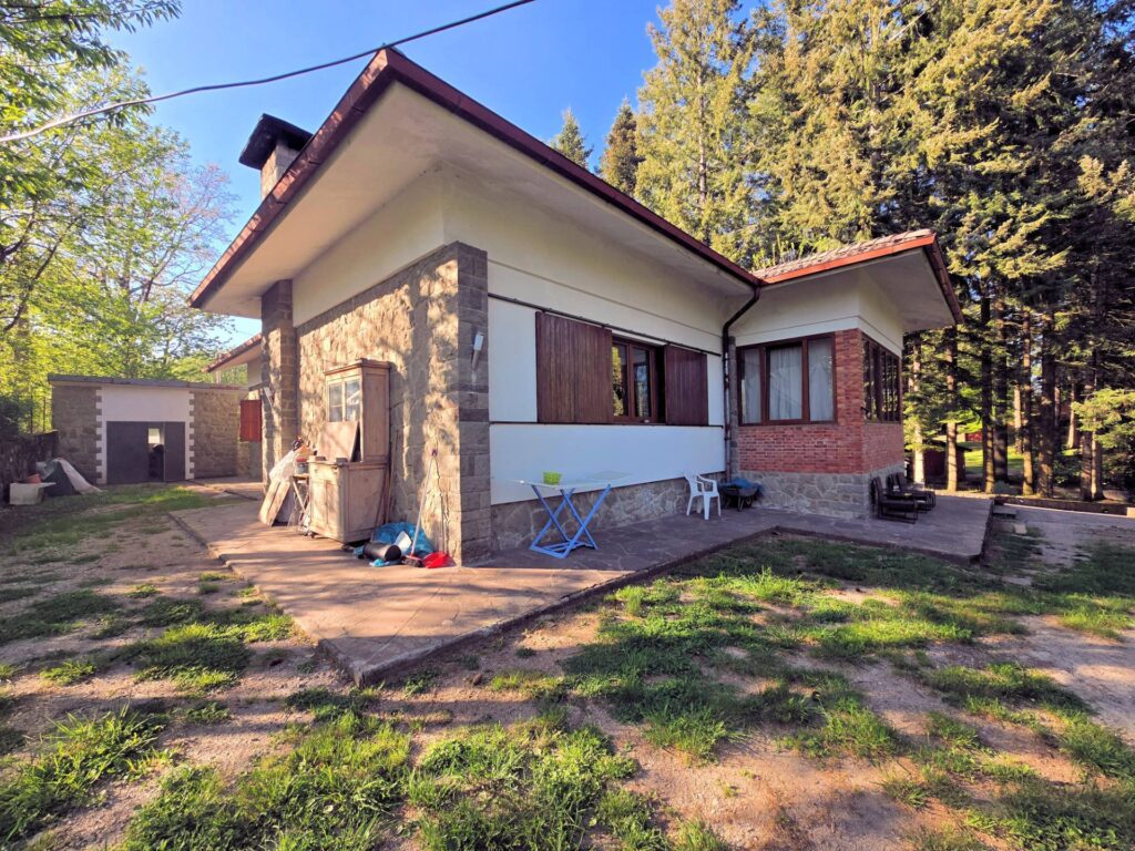 1625-Villa con ampio giardino-Marliana-4 Agenzia Immobiliare ASIP