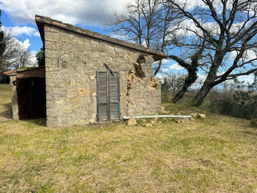 1628-Rustico da ristrutturare con possibilità di ampliamento con vista panoramica fino al mare-Roccastrada-7 Agenzia Immobiliare ASIP