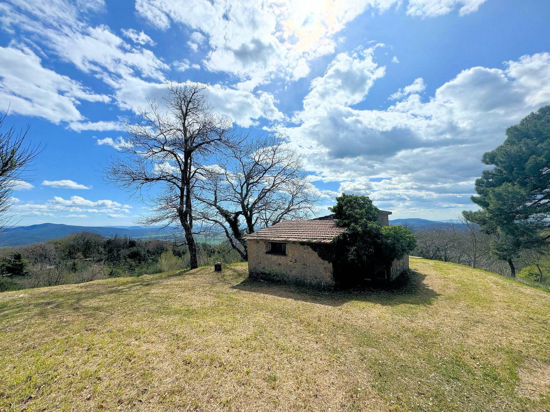 1628-Rustico da ristrutturare con possibilità di ampliamento con vista panoramica fino al mare-Roccastrada-1 Agenzia Immobiliare ASIP