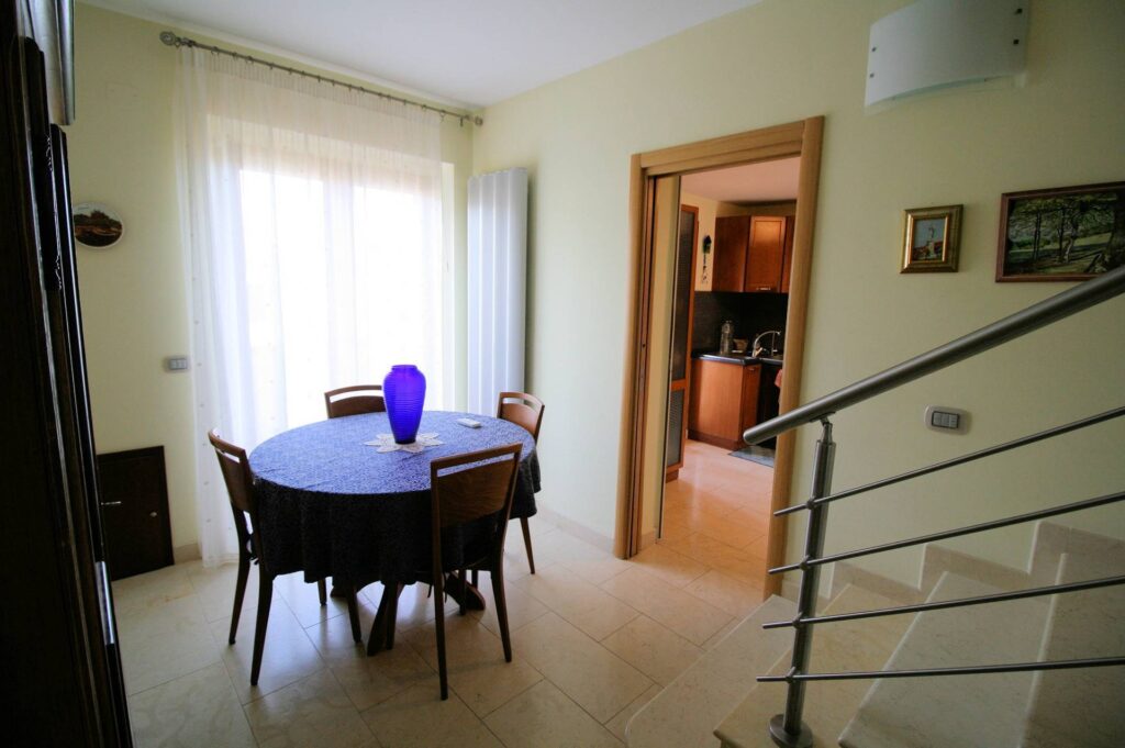 1632-Villetta libera su tre lati in posizione collinare con piscina e vista mare-Livorno-14 Agenzia Immobiliare ASIP