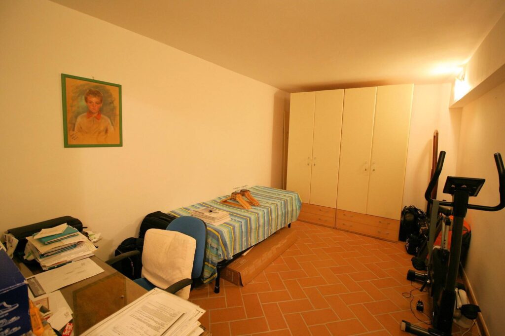 1632-Villetta libera su tre lati in posizione collinare con piscina e vista mare-Livorno-19 Agenzia Immobiliare ASIP