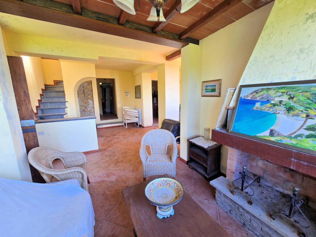 1639-Terratetto con giardino e vista mare-Pietrasanta-14 Agenzia Immobiliare ASIP