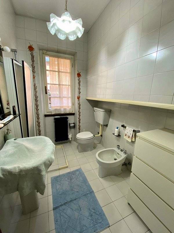 1640-Villa libera su quattro lati con giardino-Pietrasanta-26 Agenzia Immobiliare ASIP