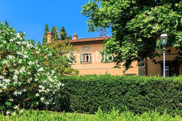1642-Villa storica di grandi dimensioni con parco e piscina-Firenze-14 Agenzia Immobiliare ASIP