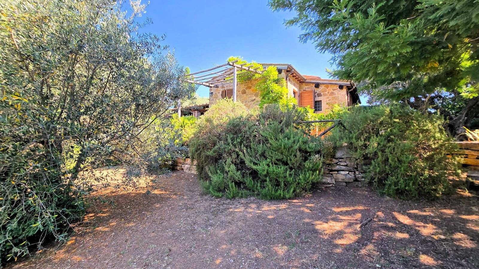 1643-Rustico in stile Toscano con vista panoramica-Scarlino-1 Agenzia Immobiliare ASIP