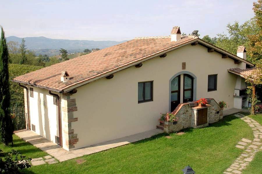 1648-Agriturismo di ampia superficie con vigneto piscina in posizione panoramica-Loro Ciuffenna-11 Agenzia Immobiliare ASIP