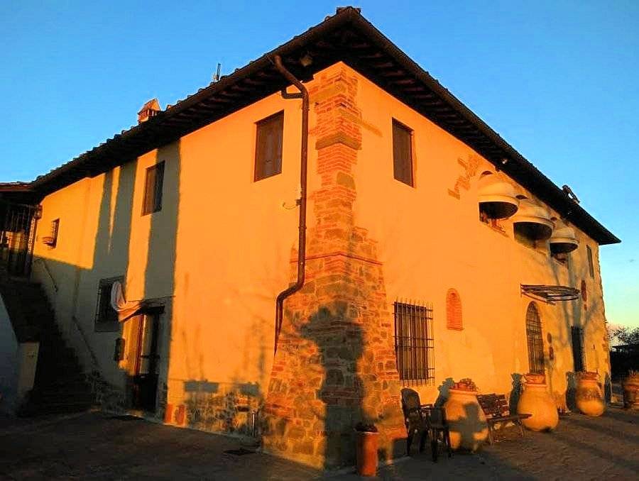 1648-Agriturismo di ampia superficie con vigneto piscina in posizione panoramica-Loro Ciuffenna-6 Agenzia Immobiliare ASIP