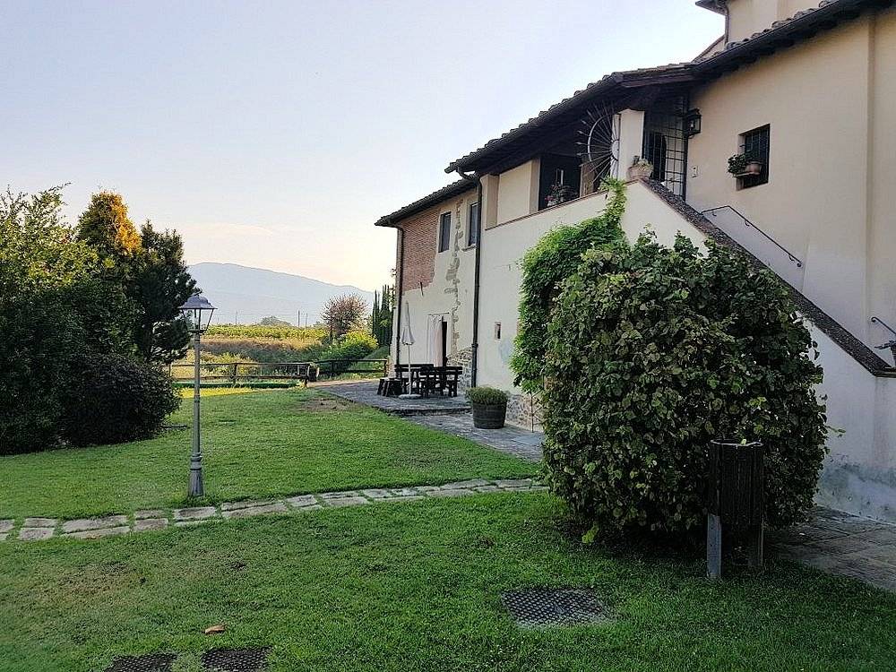 1648-Agriturismo di ampia superficie con vigneto piscina in posizione panoramica-Loro Ciuffenna-8 Agenzia Immobiliare ASIP