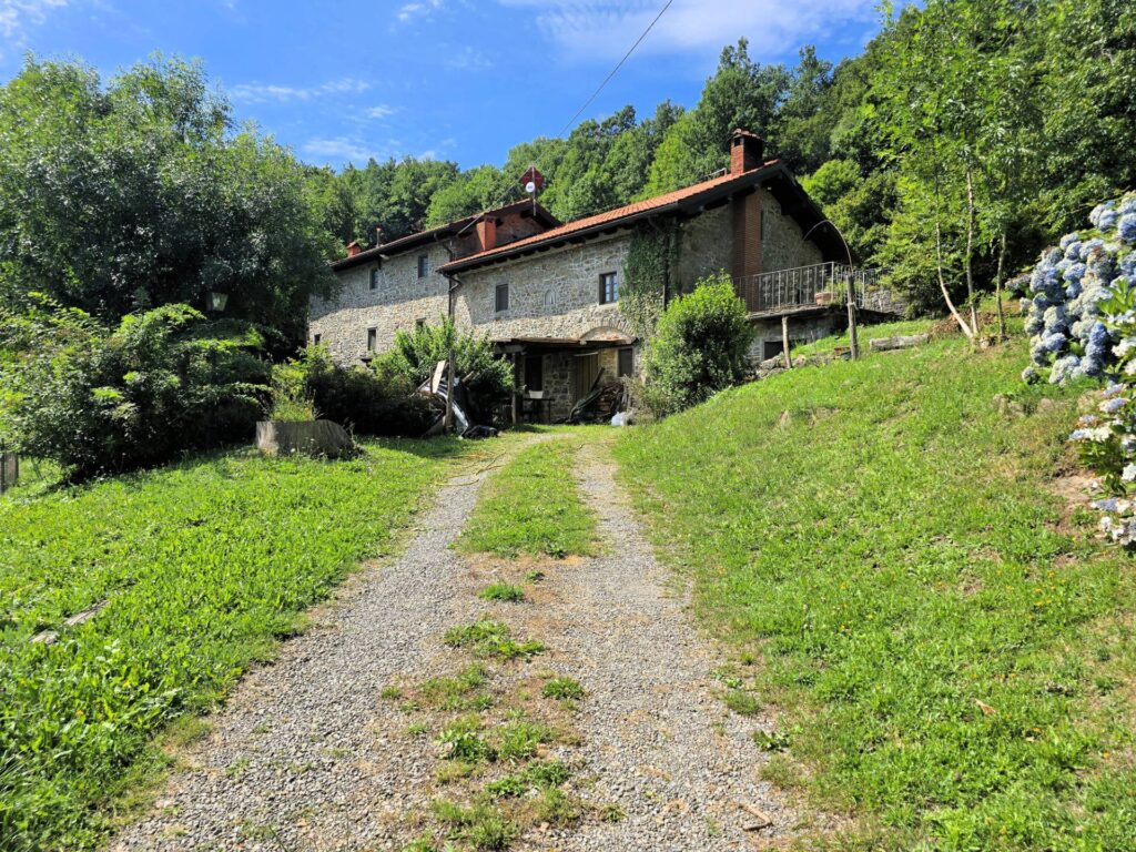 1265-BEL COMPLESSO AGRITURISTICO SITO IN UN'OASI DI PACE ED ASSOLUTA BELLEZZA NATURALISTICA-San Marcello Piteglio-4 Agenzia Immobiliare ASIP