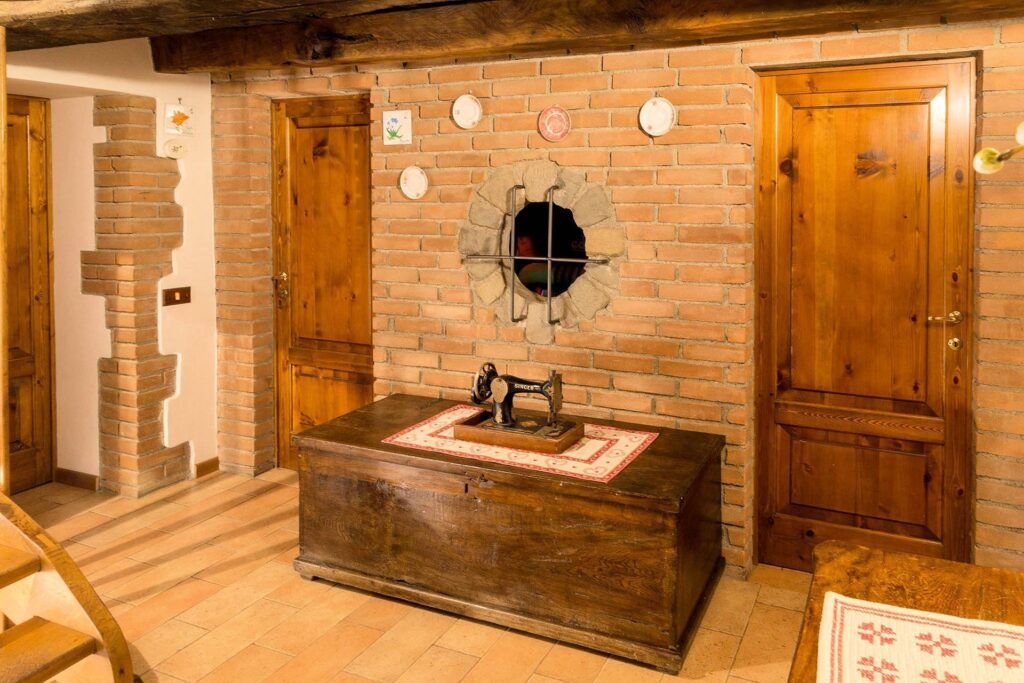 1265-BEL COMPLESSO AGRITURISTICO SITO IN UN'OASI DI PACE ED ASSOLUTA BELLEZZA NATURALISTICA-San Marcello Piteglio-22 Agenzia Immobiliare ASIP