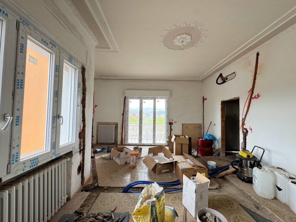 1650-Villa di ampia superficie con giardino-Altopascio-15 Agenzia Immobiliare ASIP