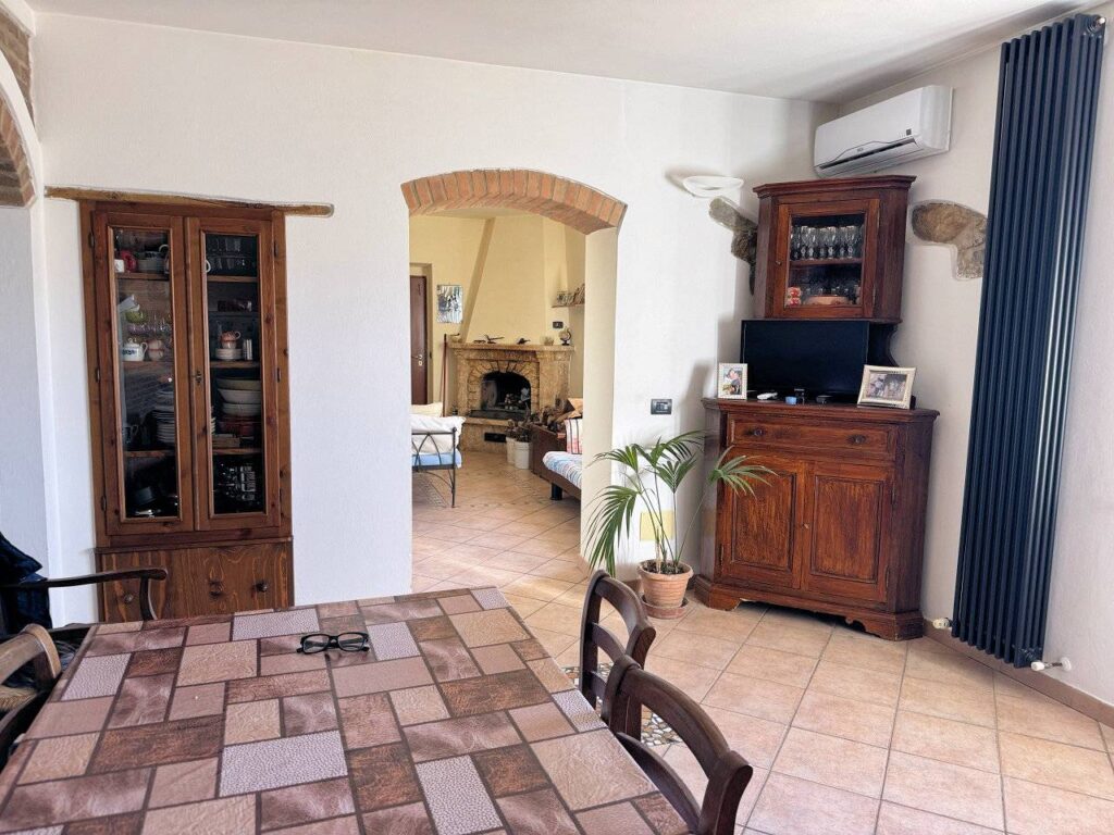 1654-Antico casale con terreno-Suvereto-5 Agenzia Immobiliare ASIP