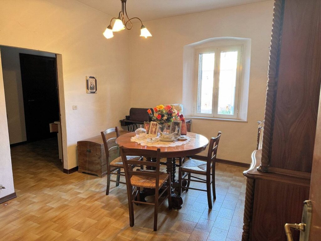 1654-Antico casale con terreno-Suvereto-7 Agenzia Immobiliare ASIP