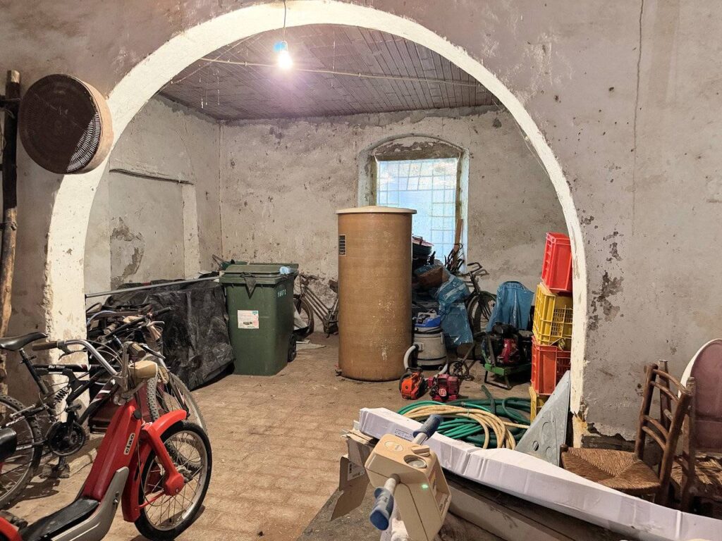 1654-Antico casale con terreno-Suvereto-20 Agenzia Immobiliare ASIP