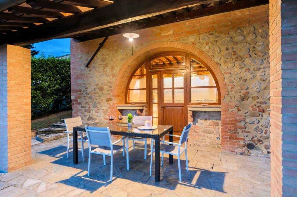 1658-Casale con dependance terreno e due piscine-Volterra-11 Agenzia Immobiliare ASIP