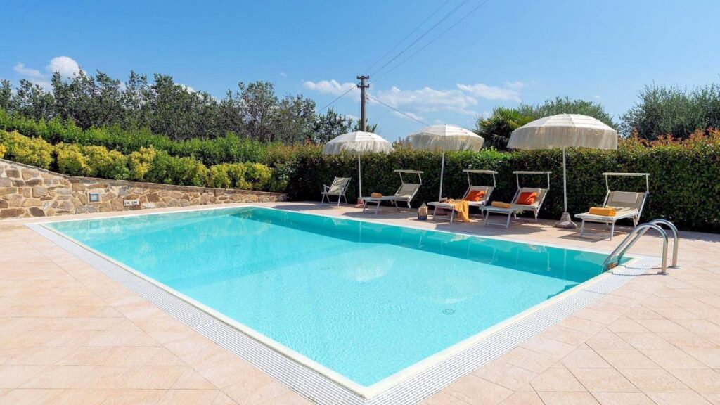 1659-Bellissimo casale in stile rustico Toscano con piscina e suggestiva vista panoramica sulla campagna Voletrrana-Volterra-3 Agenzia Immobiliare ASIP