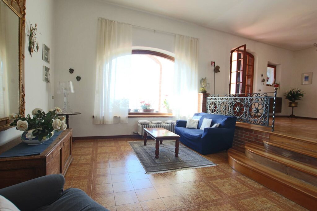 1620-Villa unifamiliare con dependance ampio giardino piscina e vista panoramica-Santa Maria a Monte-13 Agenzia Immobiliare ASIP