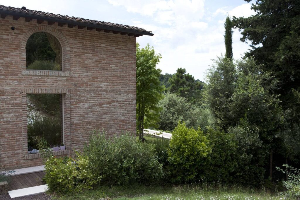 1660-Bellissima villetta bifamiliare composta da due unità immobiliari indipendenti con piscina e vista panoramica-Montopoli in Val d'Arno-9 Agenzia Immobiliare ASIP