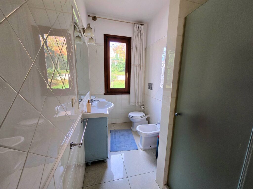 1669-Villetta libera su quattro lati con giardino-Montopoli in Val d'Arno-23 Agenzia Immobiliare ASIP