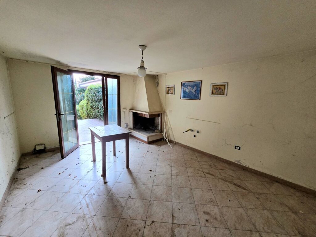 1669-Villetta libera su quattro lati con giardino-Montopoli in Val d'Arno-22 Agenzia Immobiliare ASIP