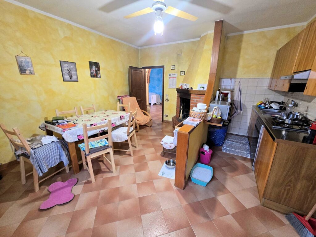 1690-Casale con annessi ampio terreno e vista panoramica-Fucecchio-28 Agenzia Immobiliare ASIP