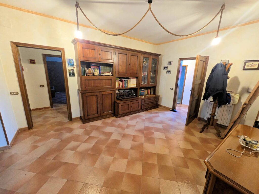 1690-Casale con annessi ampio terreno e vista panoramica-Fucecchio-29 Agenzia Immobiliare ASIP