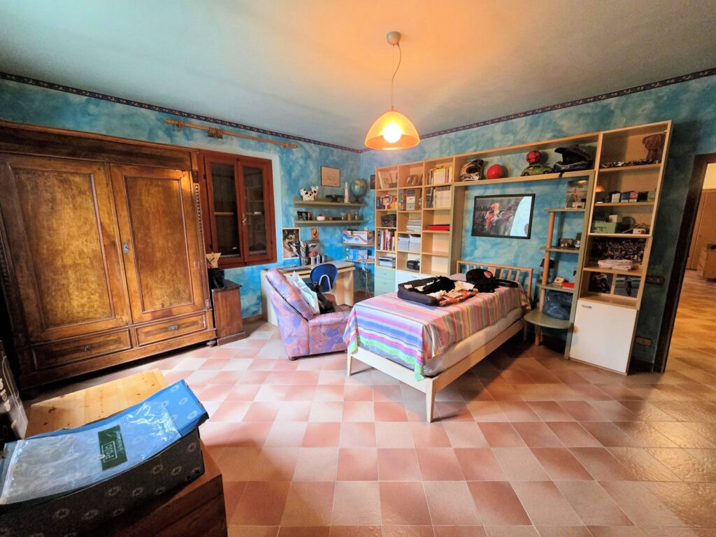 1690-Casale con annessi ampio terreno e vista panoramica-Fucecchio-35 Agenzia Immobiliare ASIP