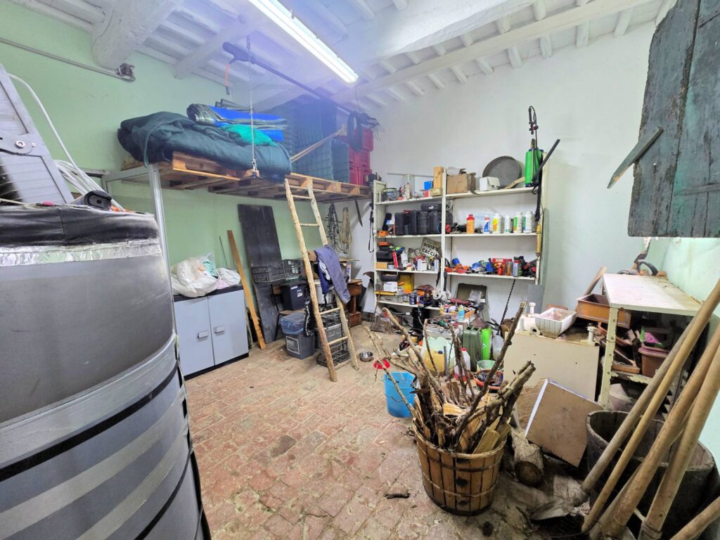 1690-Casale con annessi ampio terreno e vista panoramica-Fucecchio-38 Agenzia Immobiliare ASIP