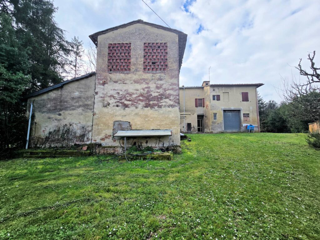 1690-Casale con annessi ampio terreno e vista panoramica-Fucecchio-10 Agenzia Immobiliare ASIP