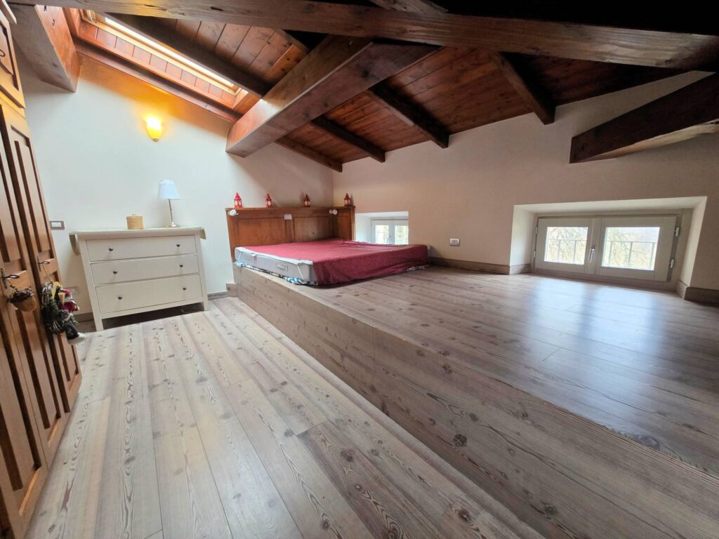1614-Mansarda ristrutturata nel centro del paese-Abetone Cutigliano-9 Agenzia Immobiliare ASIP
